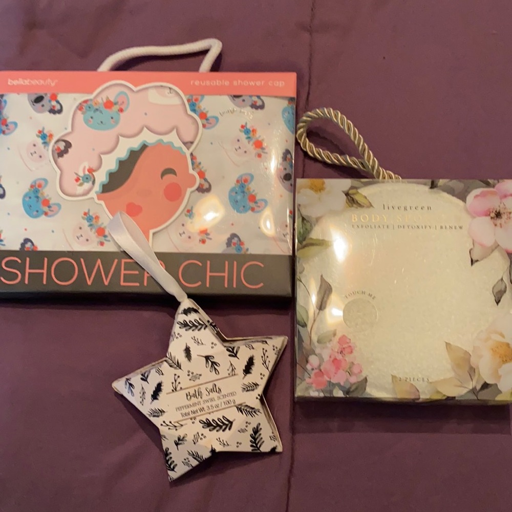 Bath accessories